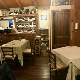 Al Bial: un gioiellino di pietra e legno in cui i sapori della Val Maira danno il meglio di sé