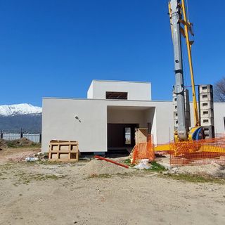 Il nido in costruzione