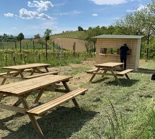 Un "agrichiringuito" tra le colline del Ruchè nell'Astigiano