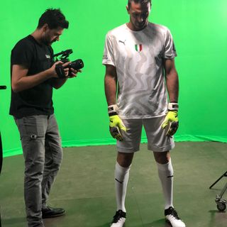 Buffon e Chiellini scendono in campo al fianco degli Insuperabili