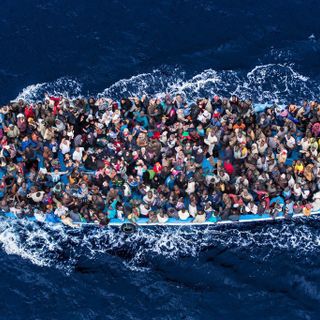 Migranti iscritti all’anagrafe: «Il sindaco di Pinerolo si penta»
