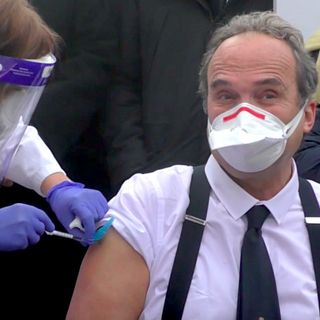 Giovanni Di Perri vaccinato
