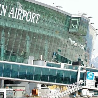 Coronavirus, anche Lufthansa riduce i voli su Torino e nord Italia