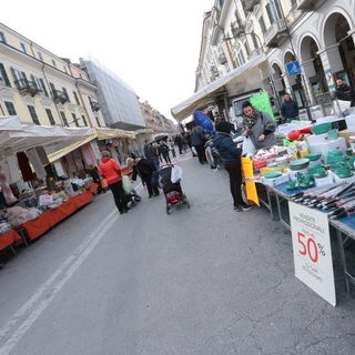 Riparti Piemonte: bonus mercati da 1.500 euro per gli ambulanti che non hanno lavorato