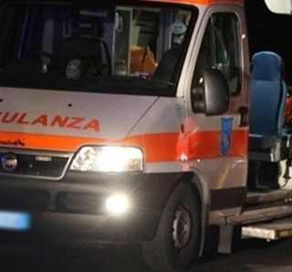 Orbassano, schiaffeggia l’autista del bus e lo manda all’ospedale