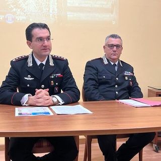 foto d'archivio e carabinieri cuneo