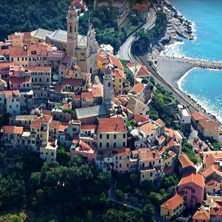 Mare, escursionismo, enogastronomia di nicchia e matrimoni. Giampellegrini:&quot;Liguria regione dei record&quot;