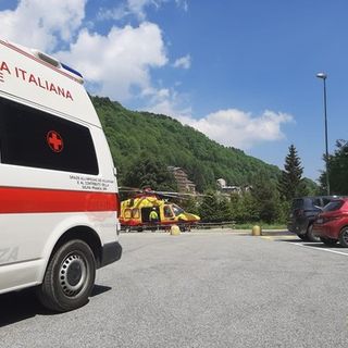 Uomo di Carmagnola colto da malore in alta Valle Po: passanti, ambulanze ed elisoccorso gli salvano la vita