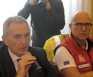 Fake news, truffe e mascherine esaurite: in Piemonte i problemi “collaterali” del Coronavirus