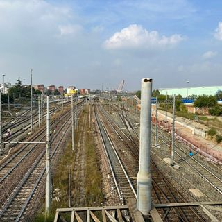 Persona investita sui binari a Moncalieri: stop ai treni