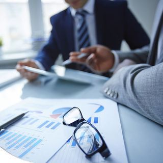 colleghi di lavoro - foto di repertorio