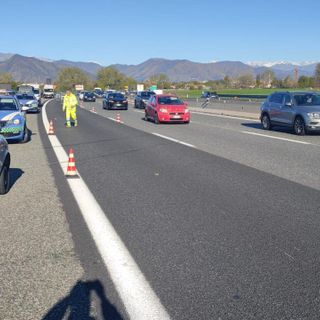 auto dopo un incidente in tangenziale