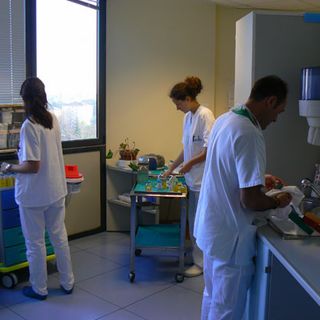 Sanità, i contratti Covid in scadenza il 31 dicembre verranno prorogati di un anno