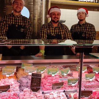 Il 9° punto vendita dell'iniziativa imprenditoriale del duo lombardo Sironi-Venuto ha inaugurato giovedì in via della Rocca 4