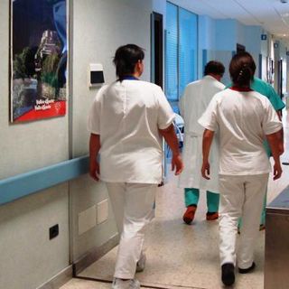 Fase 2, l'appello dei medici: &quot;Ancora più importante che ci siano garantite mascherine e protezioni&quot;