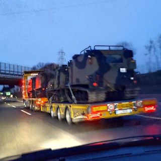 Mezzi militari in tangenziale a Torino, sui social panico da guerra ma si tratta di un'esercitazione