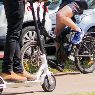 Regione, ecco i contributi per acquistare veicoli meno inquinanti, motocicli e biciclette