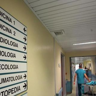 lavoratori in ospedale