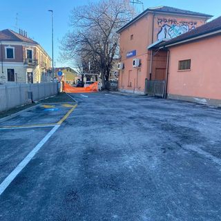 parcheggio stazione nichelino