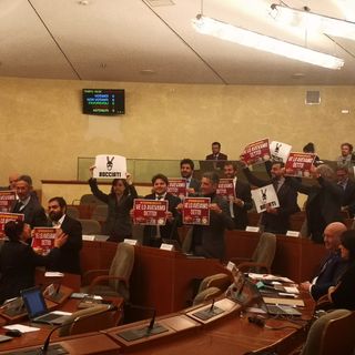 Referendum elettorale, opposizione protesta a Palazzo Lascaris: &quot;Maggioranza bocciata&quot;