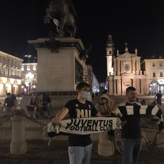 Juve Campione d’Italia: tra Covid e poco entusiasmo, la festa in centro è quasi deserta [VIDEO]