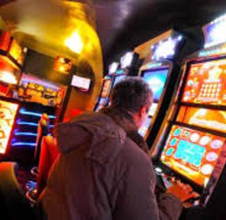 Gioco legale e ludopatie, audizioni in Commissione in Regione