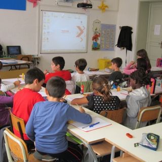 Coronavirus, chiuse due sezioni delle scuole a Rivalta
