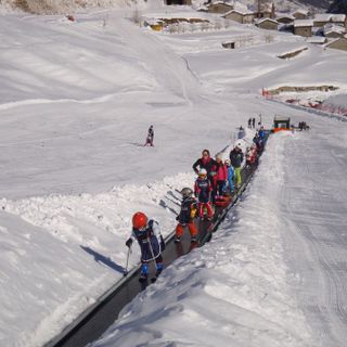 Pian della Regina di Crissolo: ripartono i corsi di sci per principianti della Scuola Sci Monviso