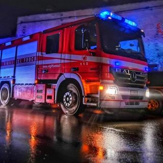 Un'auto si scontra con un camion a Villanova d'Asti: muore una torinese residente a Cavour