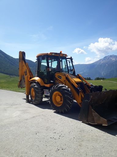 Iniziate operazioni di ripristino strada provinciale 173 del Colle dell'Assietta Iniziate operazioni di ripristino strada provinciale 173 del Colle dell'Assietta