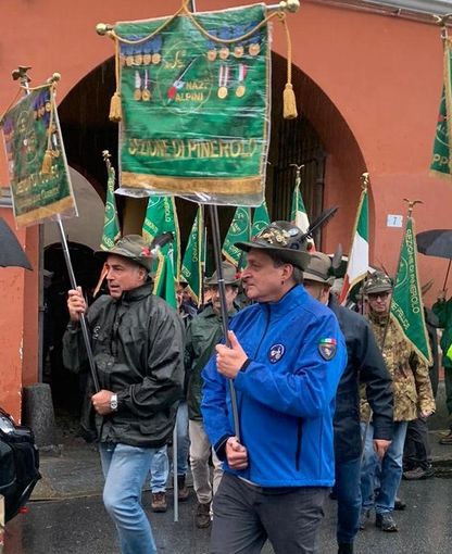 Luserna San Giovanni celebra i 70 anni del Gruppo Alpini Luserna San Giovanni celebra i 70 anni del Gruppo Alpini