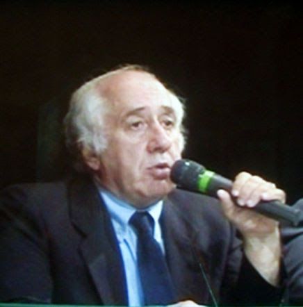 Giovedì 25 luglio il prof. Francesco De Nicola sarà ospite ai Martedì Letterari del casinò di Sanremo Giovedì 25 luglio il prof. Francesco De Nicola sarà ospite ai Martedì Letterari del casinò di Sanremo