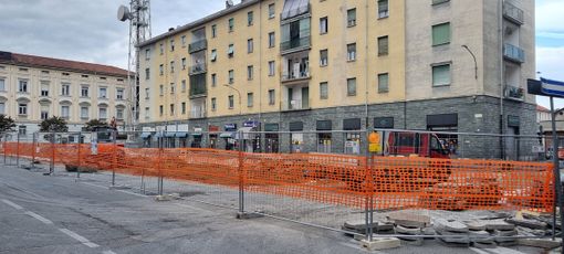 Il cantiere di piazza Roma prima delle modifiche alla viabilità in vigore da domani