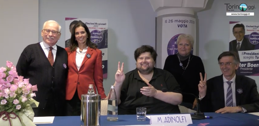 tavolata di personaggi politici tavolata di personaggi politici