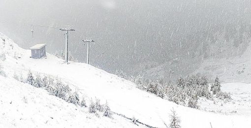 Clima pazzo in Piemonte nel 2022, terzo inverno di sempre con meno neve e nono più caldo. Ma crescono gli incidenti in quota Clima pazzo in Piemonte nel 2022, terzo inverno di sempre con meno neve e nono più caldo. Ma crescono gli incidenti in quota