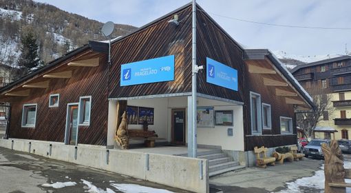 Pragelato fa chiarezza sui progetti: incontro pubblico per rispondere alle “chiacchiere da bar” Pragelato fa chiarezza sui progetti: incontro pubblico per rispondere alle “chiacchiere da bar”