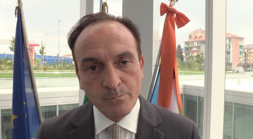 migranti e alberto cirio migranti e alberto cirio