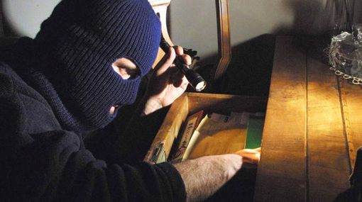 Colpo grosso in una casa sulla collina di Moncalieri: bottino di 40 mila euro (foto d'archivio)