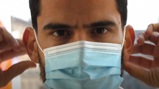 Il &quot;generale&quot; Rincon al fianco della Regione Piemonte nella campagna per l'uso della mascherina (VIDEO)