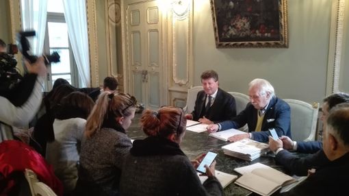 'Ndrangheta in Piemonte, arrestato Rosso: "Si dimetta da assessore e consigliere comunale" 'Ndrangheta in Piemonte, arrestato Rosso: "Si dimetta da assessore e consigliere comunale"