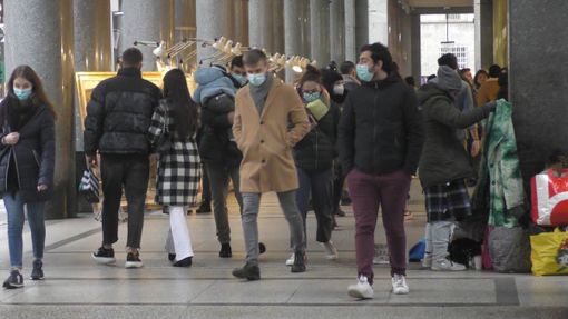 Torinesi a passeggio in centro