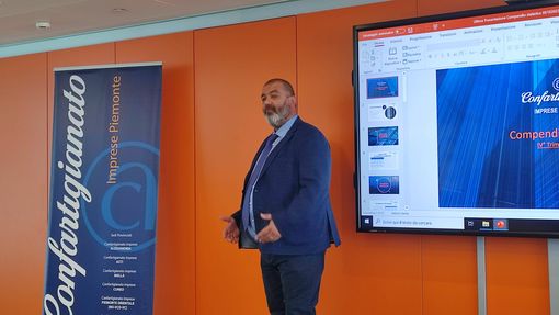 foto di archivio e conferenza 11-10 foto di archivio e conferenza 11-10