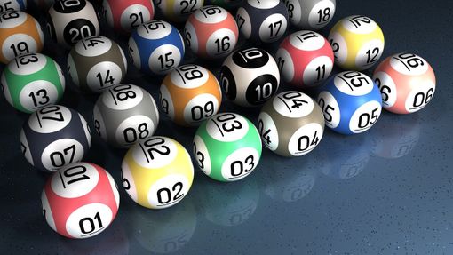 Tre ambi e un terno portano 23 mila euro a Piscina
