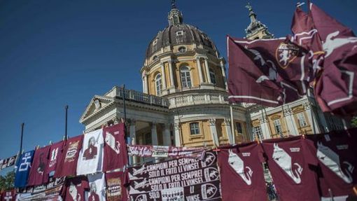 Il Grande Torino sopravvive al passare del tempo e al Covid. "Ricordiamone la bellezza, non solo la tragedia" Il Grande Torino sopravvive al passare del tempo e al Covid. "Ricordiamone la bellezza, non solo la tragedia"