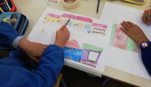 bambini a scuola - foto d'archivio bambini a scuola - foto d'archivio