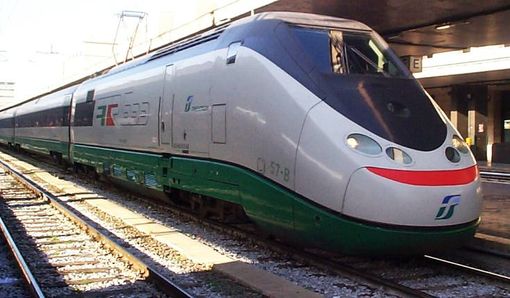 Guasto sulla linea ferroviaria Torino-Pinerolo: treni in ritardo