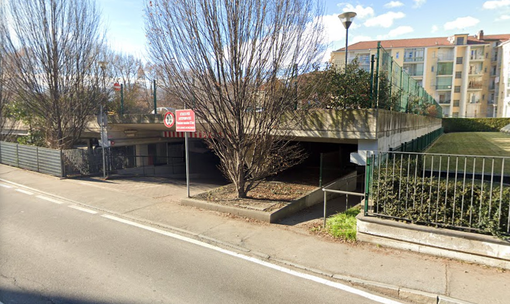 Il parcheggio seminterrato di via dei Mille a Pinerolo Il parcheggio seminterrato di via dei Mille a Pinerolo