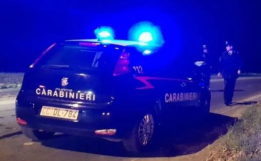 Stupinigi, il cadavere di una donna ritrovato dai carabinieri Stupinigi, il cadavere di una donna ritrovato dai carabinieri