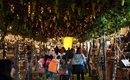 A maggio arriva la prima FICO Wine Experience: il 13 e 14 maggio due giornate dedicate al vino con degustazioni illimitate A maggio arriva la prima FICO Wine Experience: il 13 e 14 maggio due giornate dedicate al vino con degustazioni illimitate