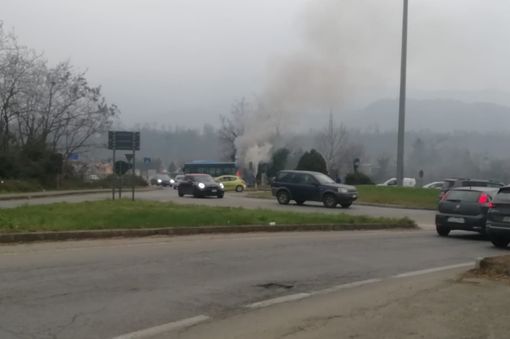 Il bus in fiamme al ponte di Bibiana Il bus in fiamme al ponte di Bibiana
